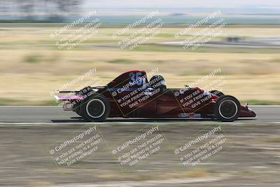 media/Jun-01-2024-CalClub SCCA (Sat) [[0aa0dc4a91]]/Group 4/Race/